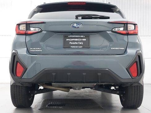 Used 2024 Subaru Crosstrek 2.0i Premium AWD/4WD image 6