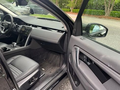 Certified 2025 Land Rover Discovery Sport S AWD/4WD image 10