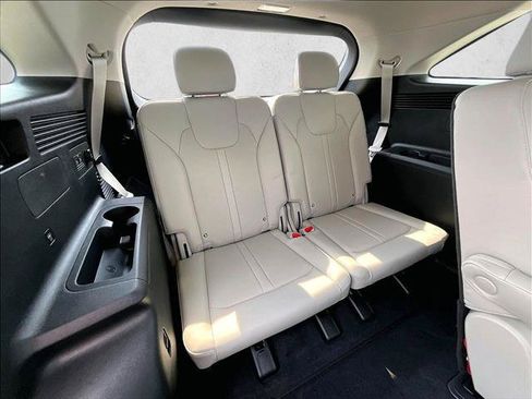 Used 2024 Kia Sorento SX FWD image 30