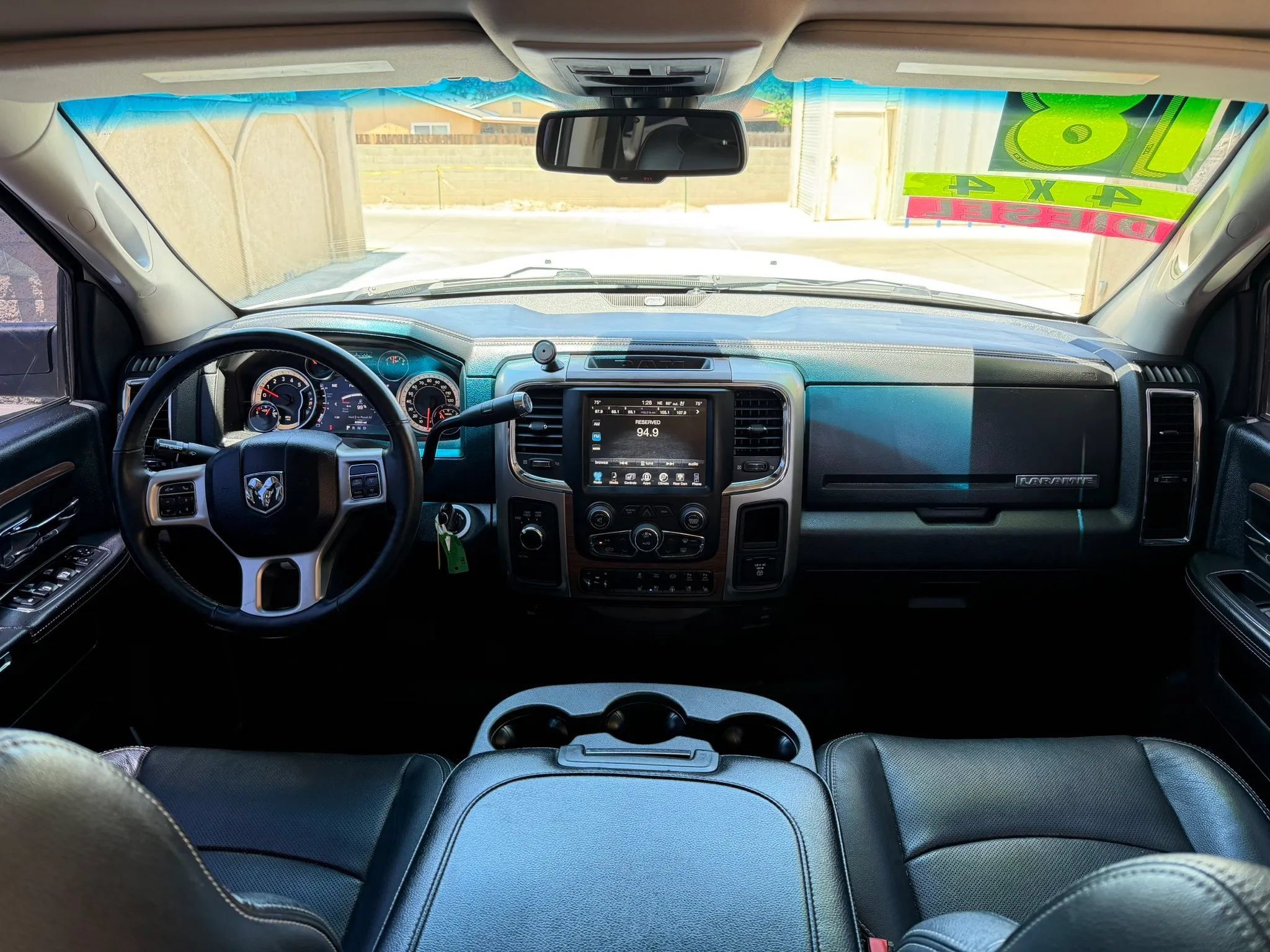 Used 2017 RAM 2500 Laramie AWD/4WD image 10