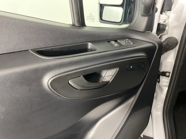Used 2025 Mercedes-Benz Sprinter 2500 image 13
