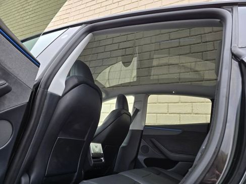 Used 2026 Tesla Model Y Long Range image 42