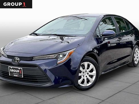 Used 2026 Toyota Corolla LE FWD image 1