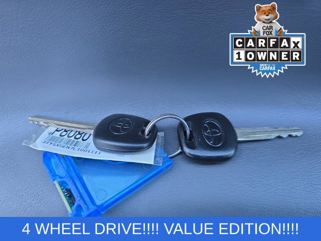 Used 2020 Toyota Tacoma SR AWD/4WD image 32