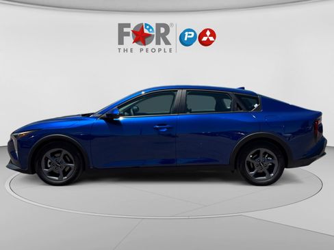 Used 2025 Kia K4 FWD image 2