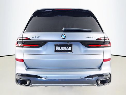 Certified 2024 BMW X7 xDrive40i w/ M Sport Package AWD/4WD image 6