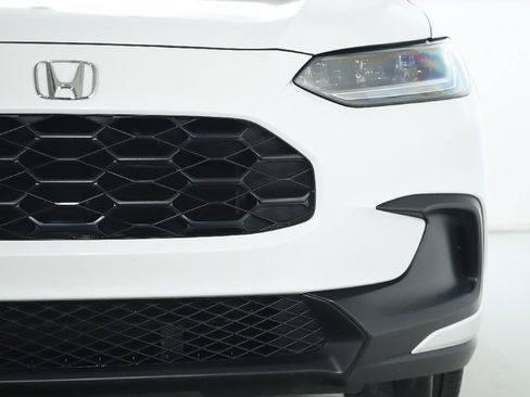 Used 2023 Honda HR-V LX image 7