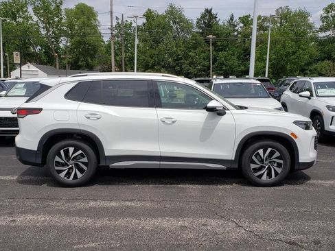 New 2026 Volkswagen Tiguan S FWD image 2
