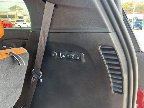 Used 2021 Chrysler Pacifica Pinnacle image 11