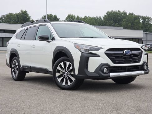 Used 2025 Subaru Outback Limited AWD/4WD image 34