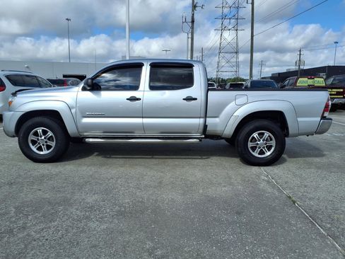 Used 2011 Toyota Tacoma PreRunner w/ SR5 Pkg #2 image 21
