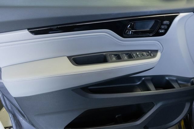 Used 2024 Honda Odyssey Elite image 12