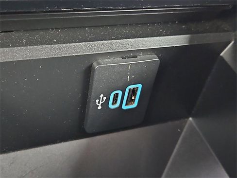 Used 2024 Ford F350 Limited w/ FX4 Off-Road Package image 28