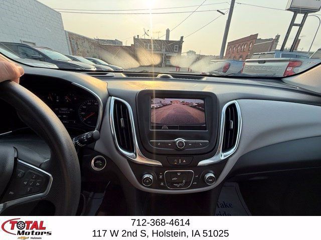 Used 2022 Chevrolet Equinox LS AWD/4WD image 21