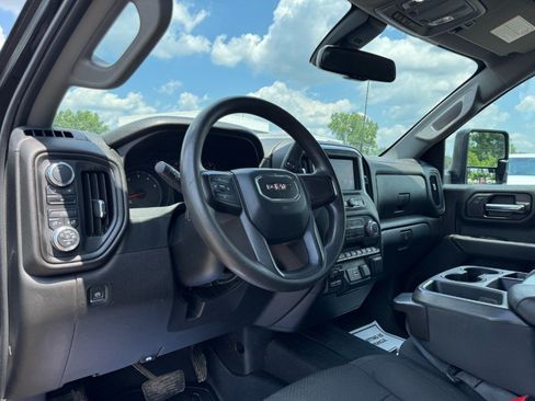 Used 2021 GMC Sierra 3500 4x4 Crew Cab w/ Convenience Package image 14