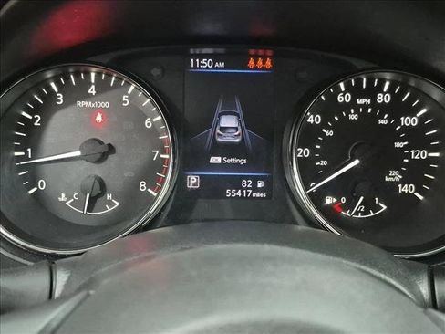 Used 2020 Nissan Rogue Sport SV FWD image 11