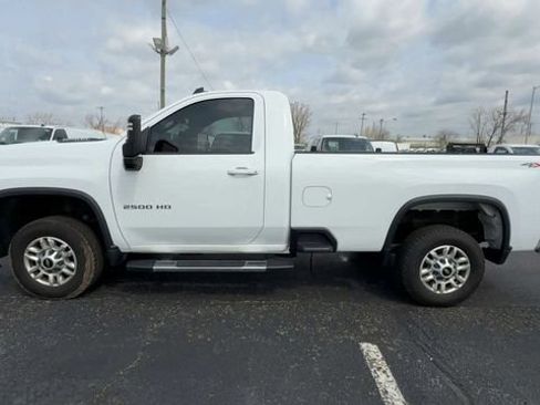 Used 2024 Chevrolet Silverado 2500 LT AWD/4WD image 5