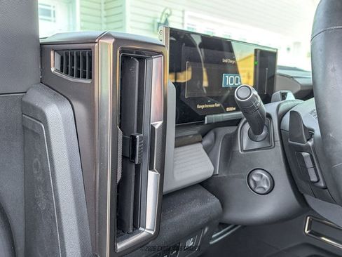 Used 2025 GMC Hummer EV 2X image 54