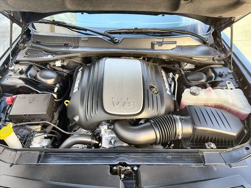 Used 2023 Dodge Challenger R/T w/ Blacktop Package image 30