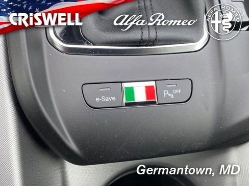 Used 2024 Alfa Romeo Tonale Ti w/ Active Assist Package image 31