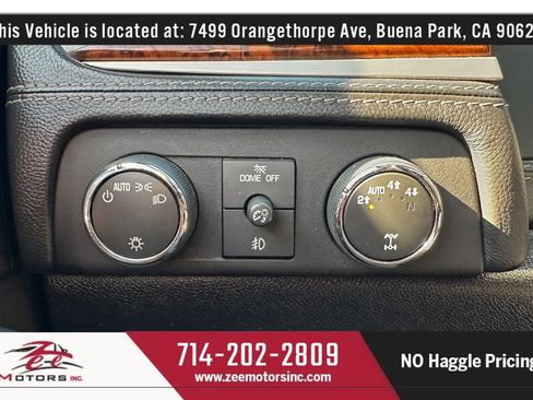 Used 2013 Cadillac Escalade Platinum AWD/4WD image 22