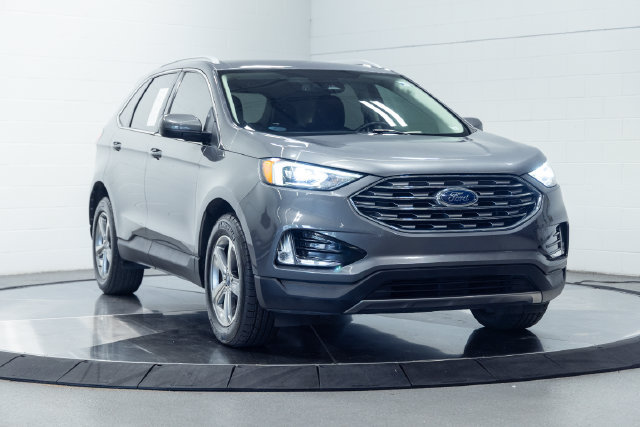 Used 2022 Ford Edge SEL w/ Convenience Package AWD/4WD image 4