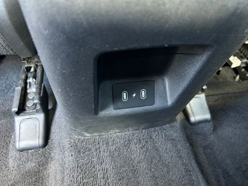 Used 2025 Hyundai Santa Cruz Limited AWD/4WD image 32