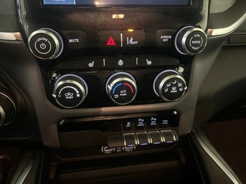 Used 2025 RAM 1500 Big Horn AWD/4WD image 30