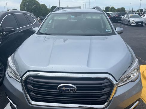 Used 2022 Subaru Ascent Premium AWD/4WD image 2