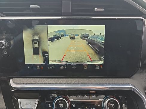 Used 2024 GMC Sierra 2500 Denali AWD/4WD image 26