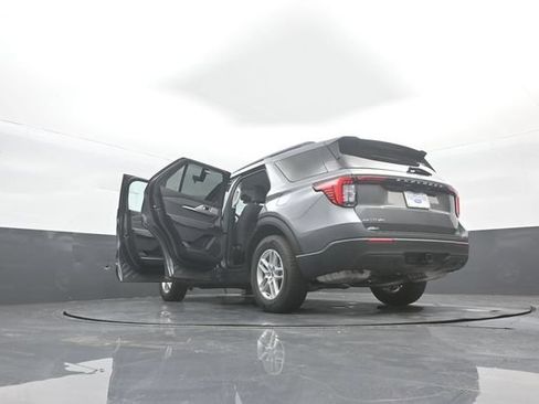 New 2026 Ford Explorer Active RWD image 45