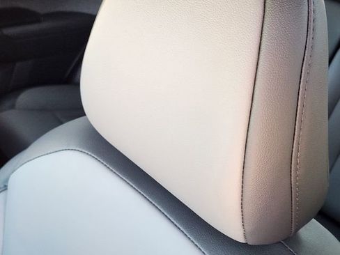 New 2026 Subaru Outback Premium image 11