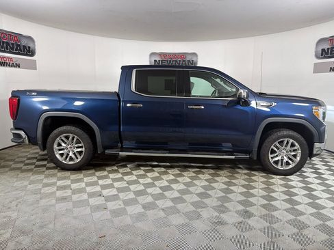 Used 2020 GMC Sierra 1500 SLT w/ SLT Premium Plus Package AWD/4WD image 3