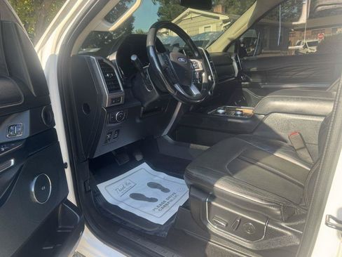 Used 2019 Ford Expedition Max Platinum AWD/4WD image 6