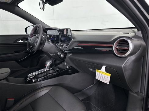 New 2026 Chevrolet Trax RS w/ Driver Confidence Package image 29