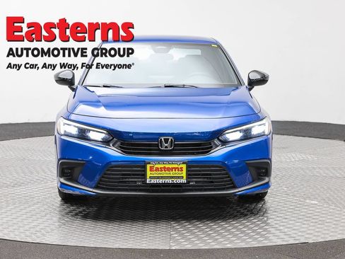 Used 2024 Honda Civic Sport image 2