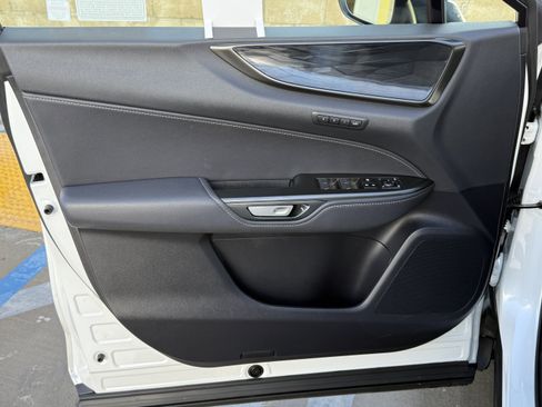 Certified 2025 Lexus NX 250 250 Premium image 17