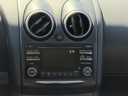 Used 2013 Nissan Rogue SV image 15