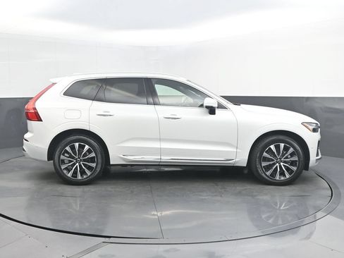 Certified 2023 Volvo XC60 B5 Plus w/ Climate Package FWD image 8