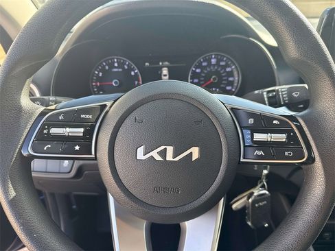 Used 2024 Kia Forte LXS image 15