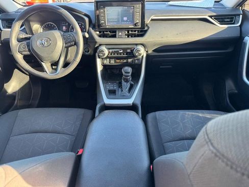 Used 2020 Toyota RAV4 XLE image 11