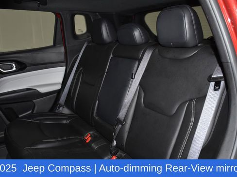 Used 2025 Jeep Compass Limited AWD/4WD image 25