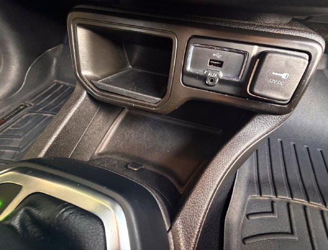 Used 2020 Jeep Renegade Sport FWD image 30