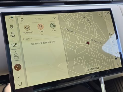 New 2026 Land Rover Range Rover Long Wheelbase SE image 22