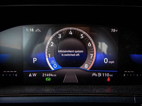 Used 2024 Volkswagen Taos SE AWD/4WD image 36