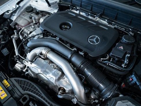 Certified 2025 Mercedes-Benz GLB 250 4MATIC image 35