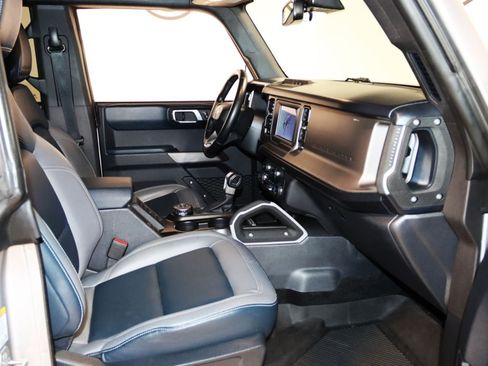 Used 2023 Ford Bronco Outer Banks AWD/4WD image 66