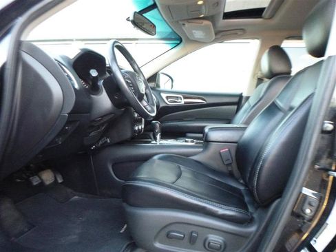 Used 2014 Nissan Pathfinder SL w/ SL Premium Package image 5