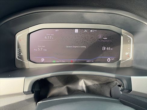 Used 2020 Volkswagen Atlas Cross Sport SEL image 18