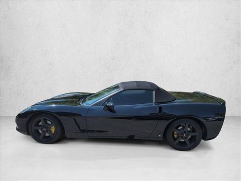 Used 2006 Chevrolet Corvette Convertible w/ Preferred Equipment Group RWD image 8